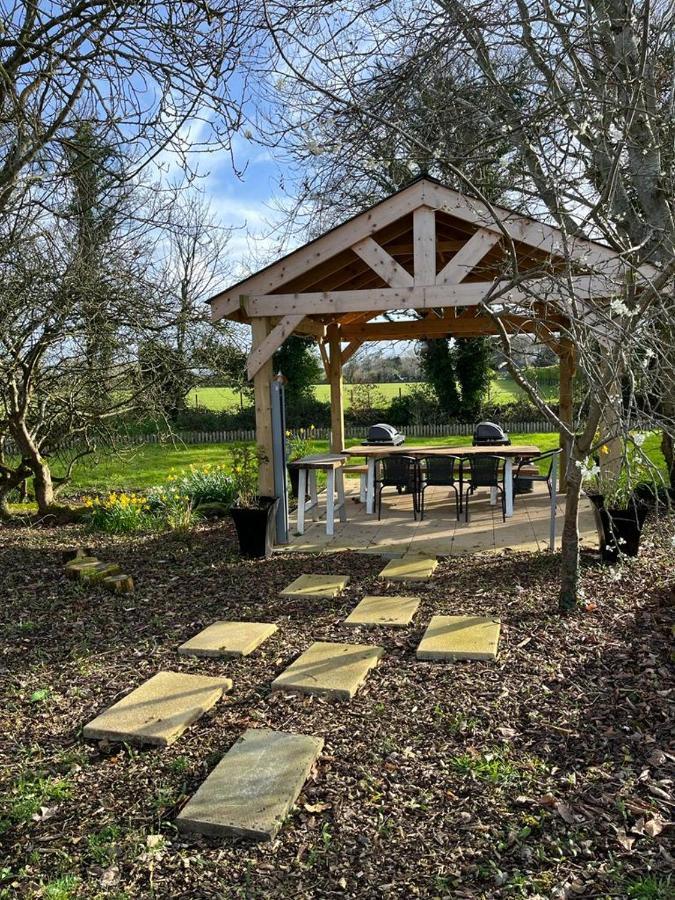 Willow House Bed & Breakfast And Orchard Studios Self Catering Limavady Kültér fotó