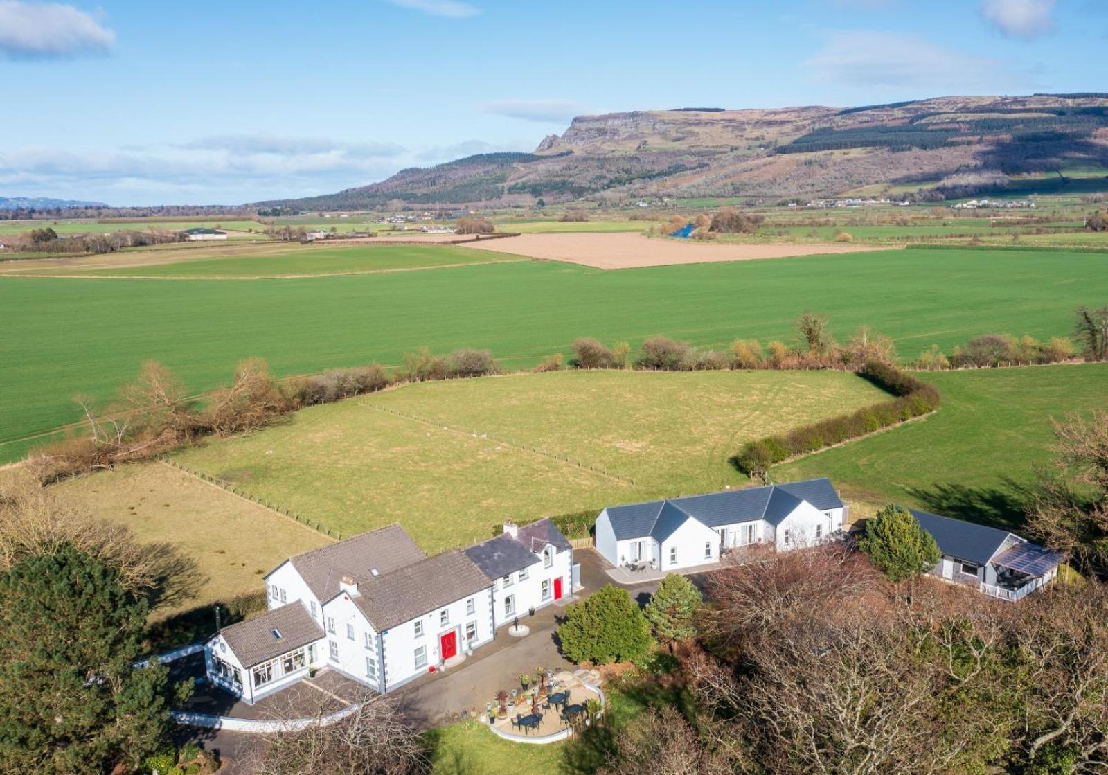 Willow House Bed & Breakfast And Orchard Studios Self Catering Limavady Kültér fotó